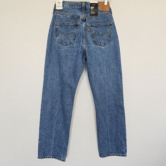 NWT Levi's Premium 501 90s Straight Jeans Blue Size 29 - Picture 2 of 7